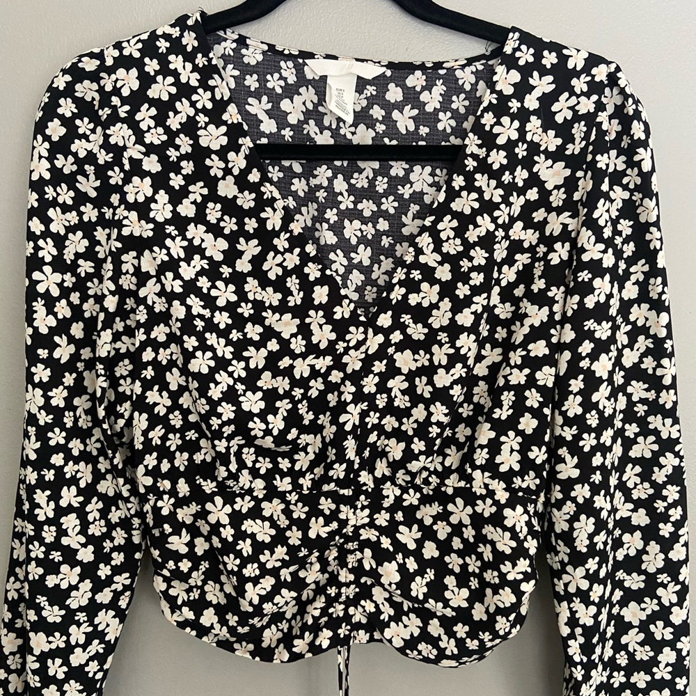 H&M Black and White Ruched Tie Front Blouse